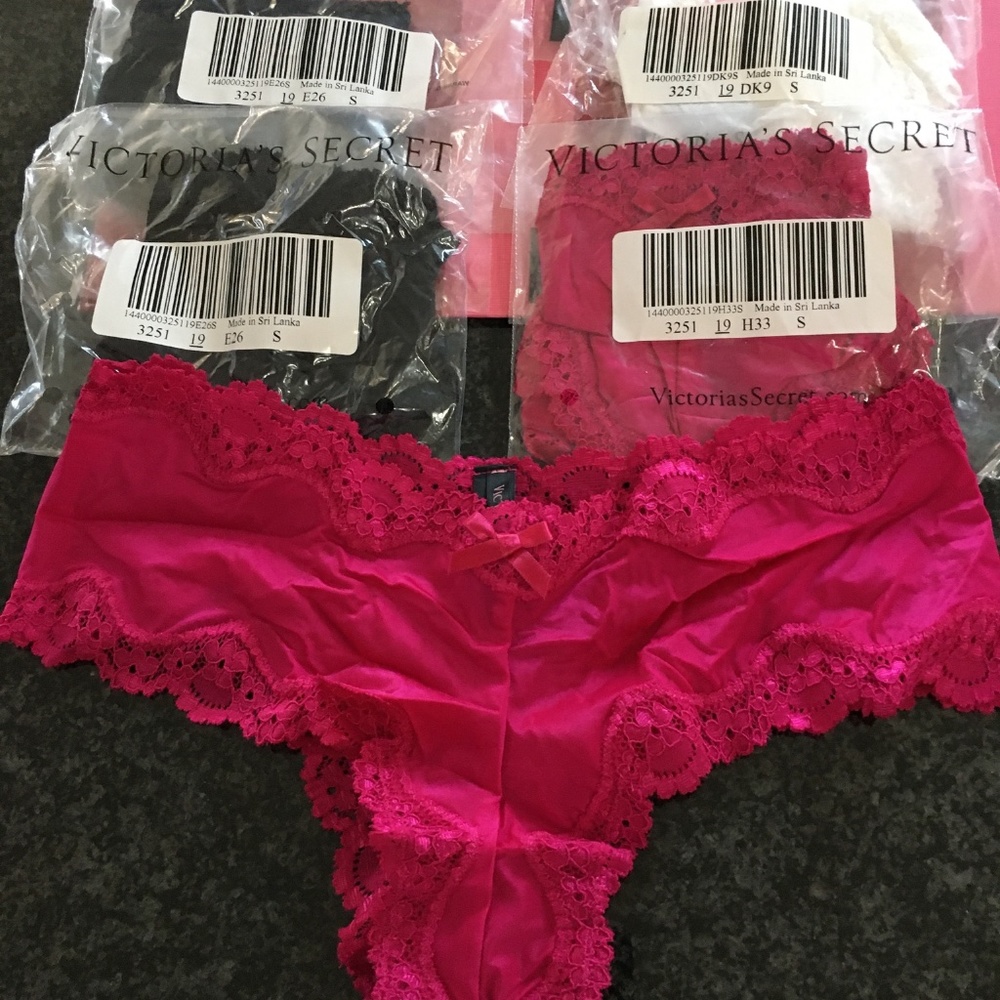 5 Victoria’s Secret Very Sexy Cheeky Panties - S